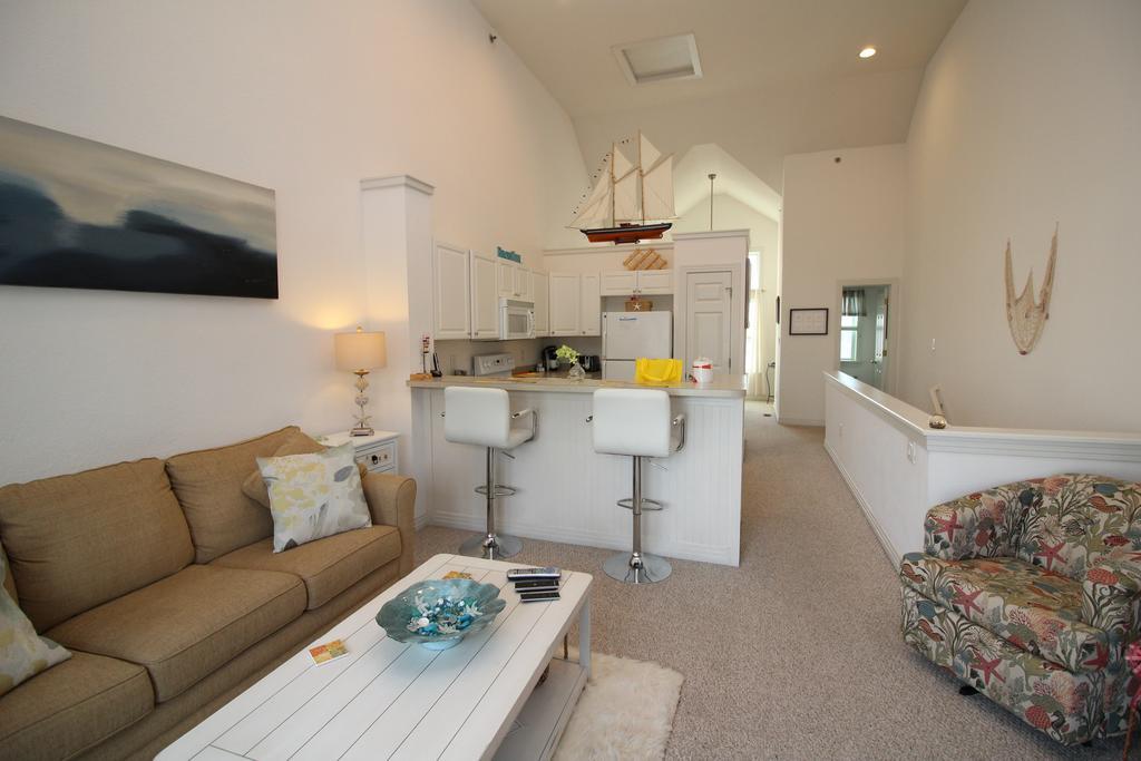 Отель Cambridge Cove At Bermuda Bay By Kees Vacations Килл-Девил-Хиллз Экстерьер фото