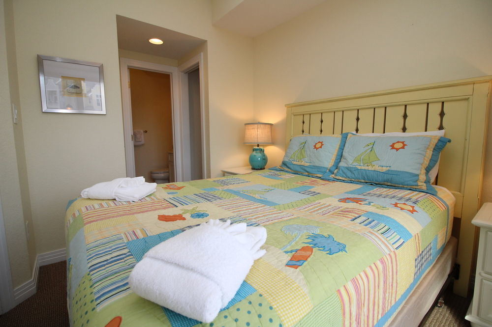 Отель Cambridge Cove At Bermuda Bay By Kees Vacations Килл-Девил-Хиллз Экстерьер фото